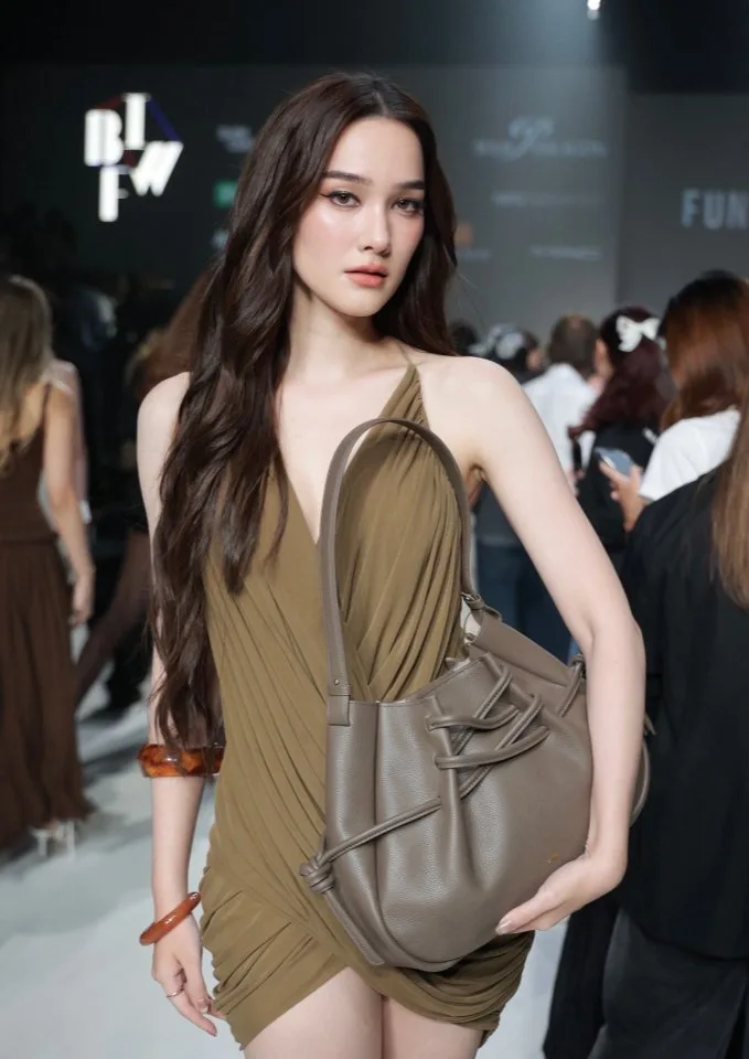 เดียร์น่าฟลีโป